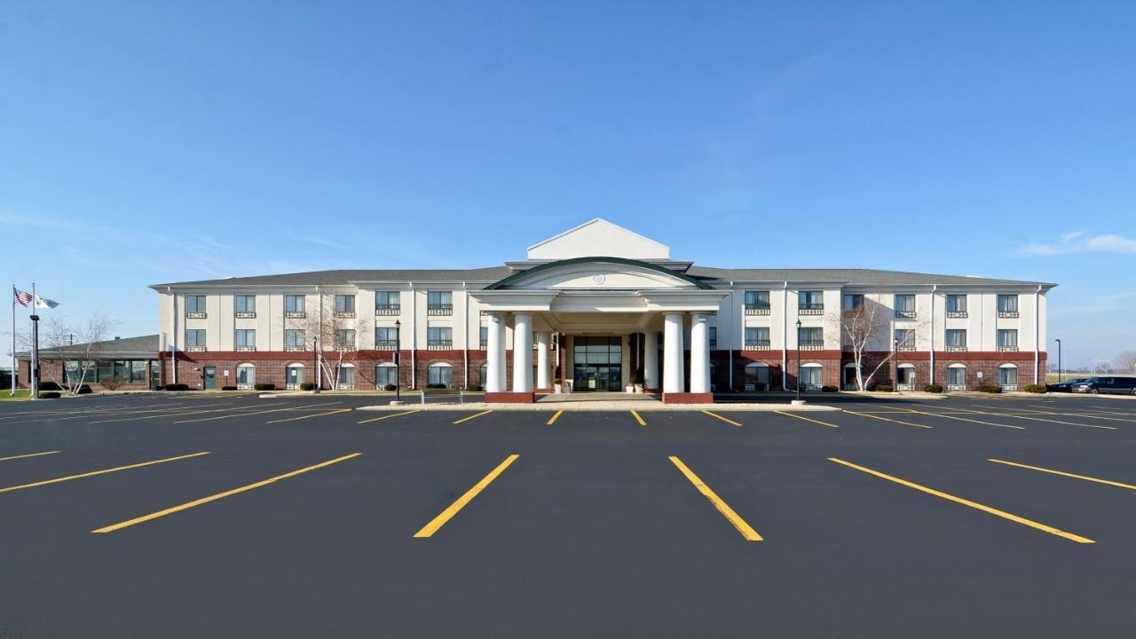 Holiday Inn Express Hotel & Suites Fort Atkinson, An Ihg Hotel Exterior foto